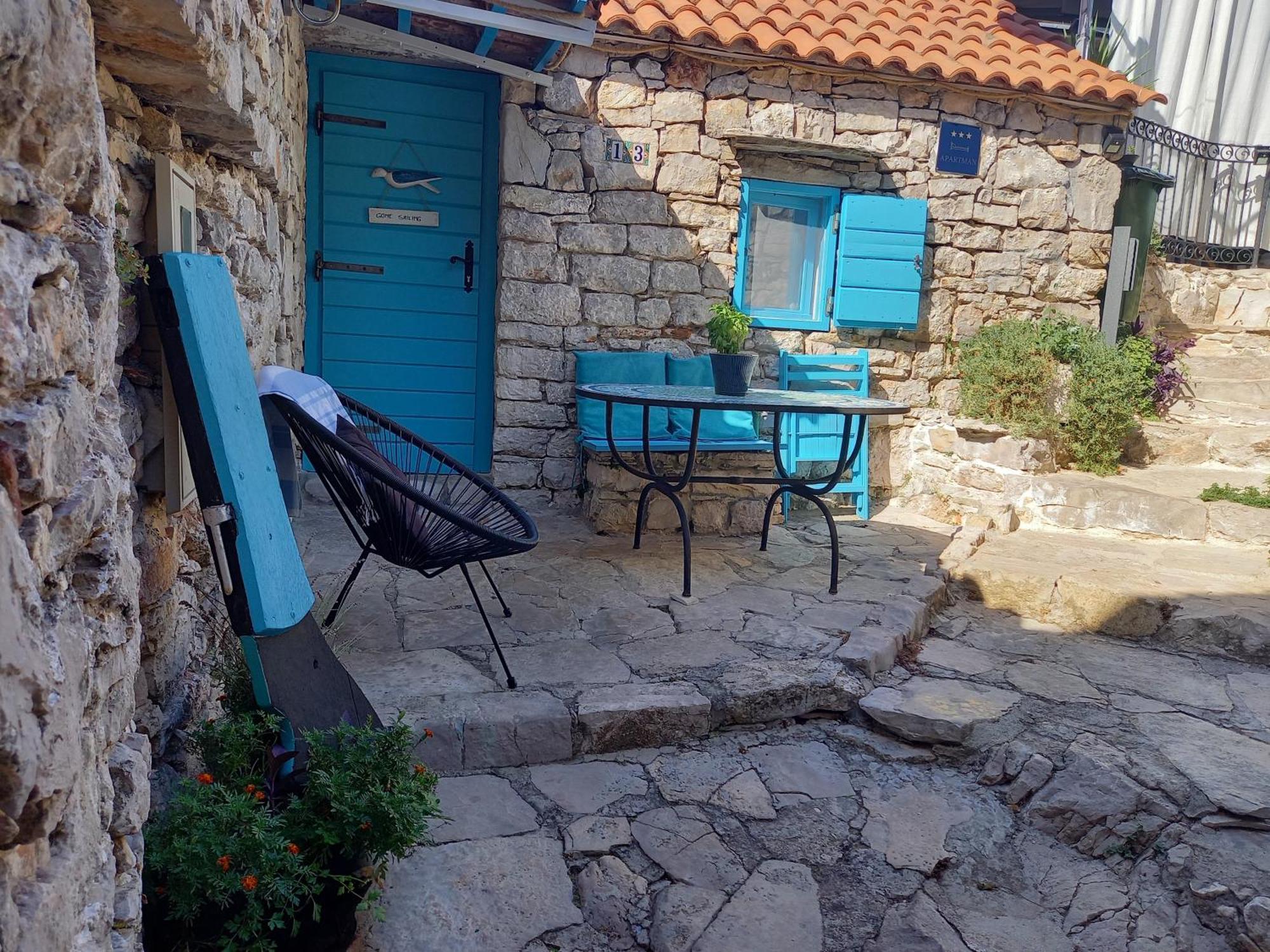 Vacation House Sara&Noa Maslinica Bagian luar foto